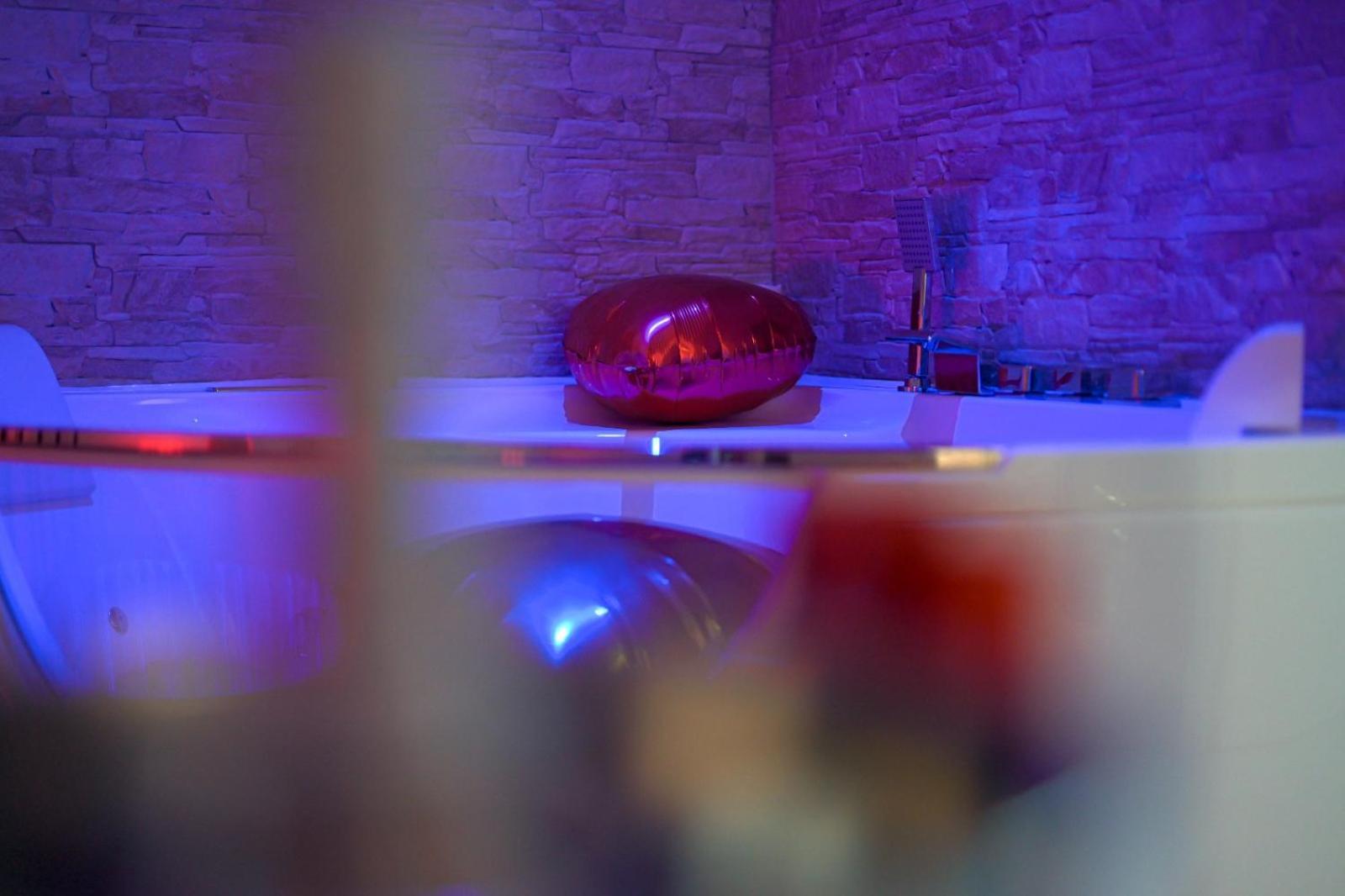 Momenti E Wellness Villa Szirakúza Kültér fotó