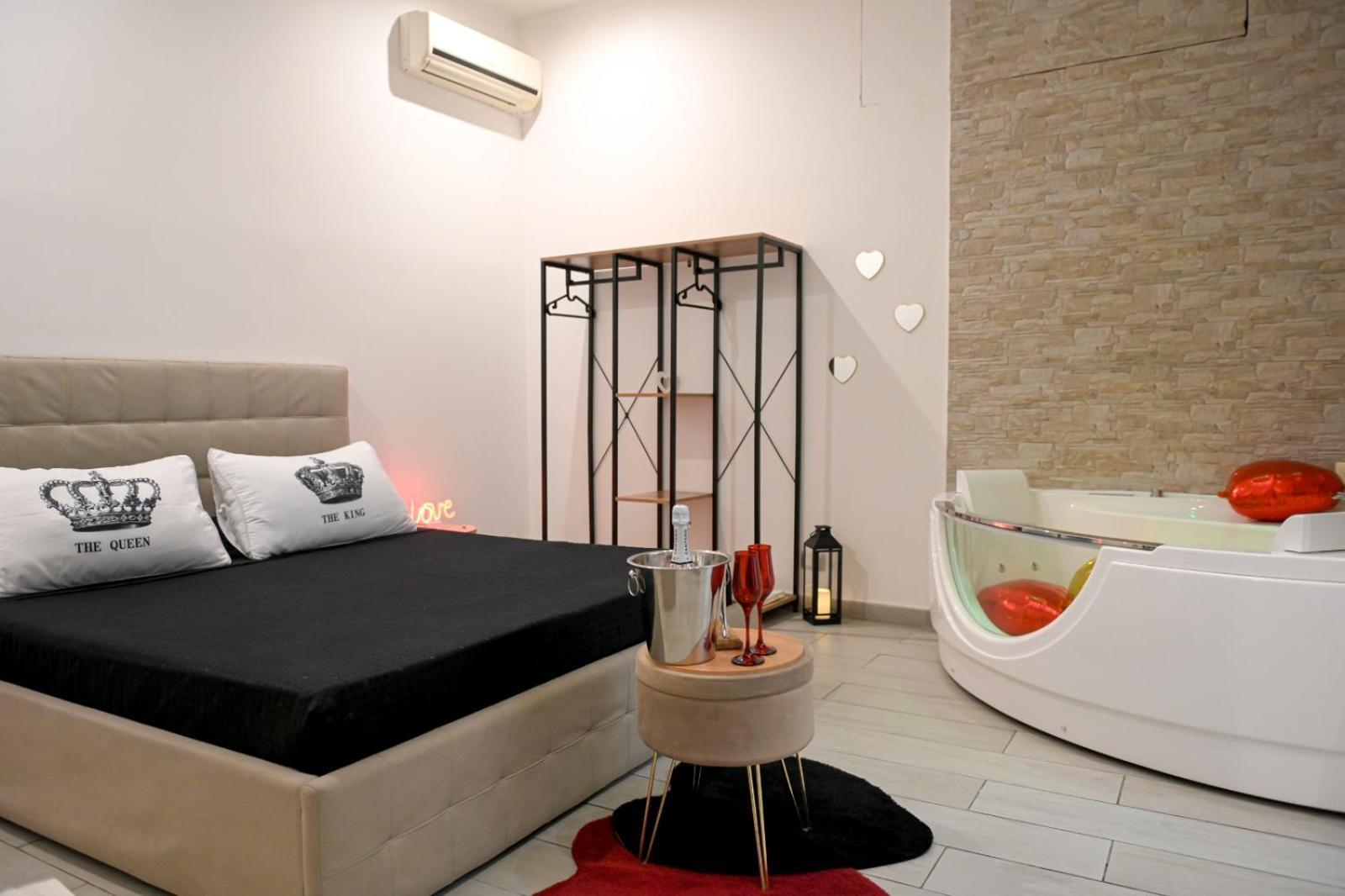 Momenti E Wellness Villa Szirakúza Kültér fotó